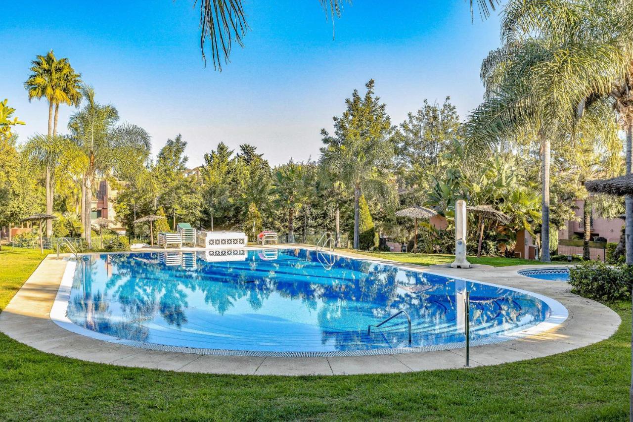 Oleholidays Adosado Mediterraneo Los Monteros 100 M Playa Marbella Eksteriør bilde