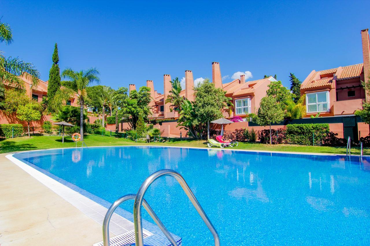 Oleholidays Adosado Mediterraneo Los Monteros 100 M Playa Marbella Eksteriør bilde